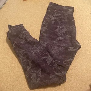 Lululemon Ready To Rulu Joggers Size 4 Incognito Camo
